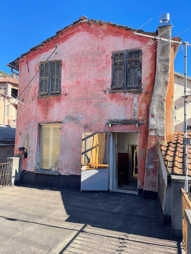 Rustico in vendita a Cosio d'Arroscia