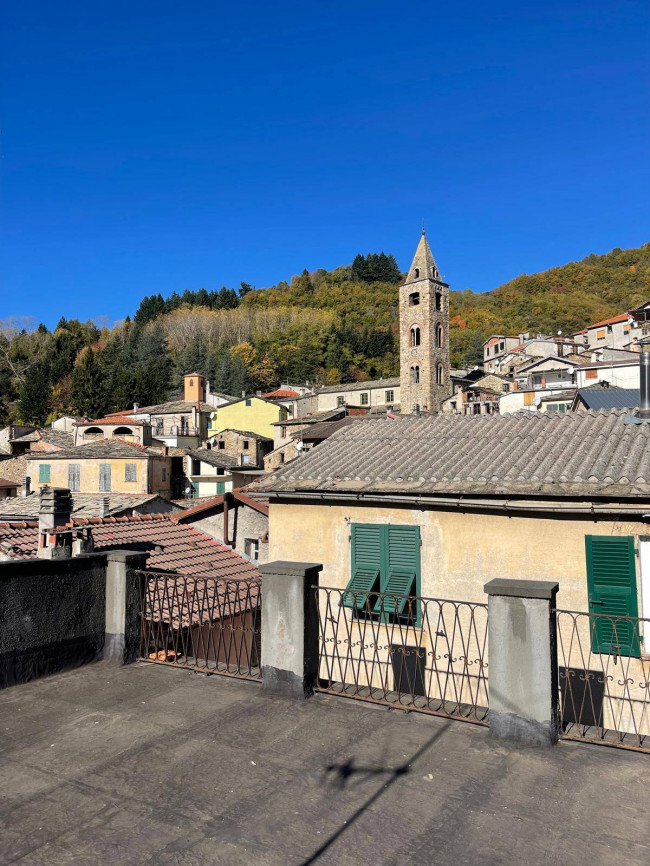 Rustico in vendita a Cosio d'Arroscia