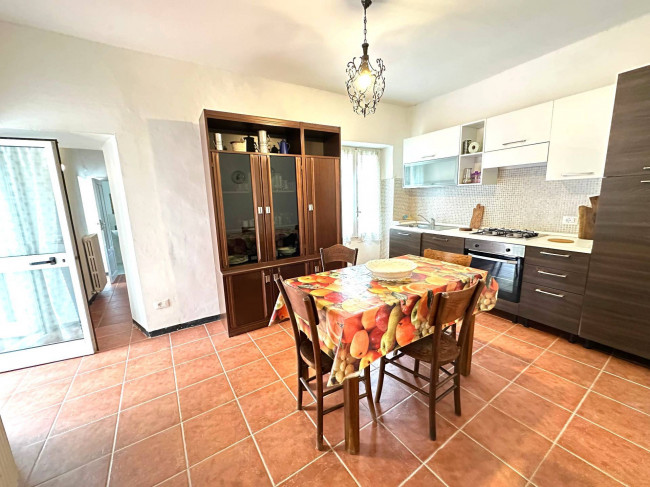 Rustico in vendita a Zuccarello