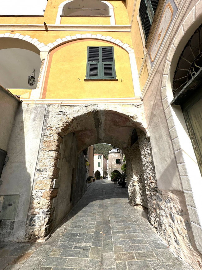 Rustico in vendita a Zuccarello