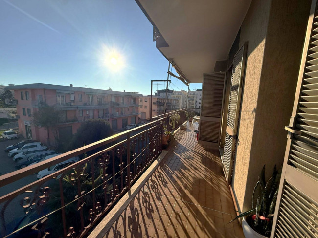 Appartamento in vendita a Albenga