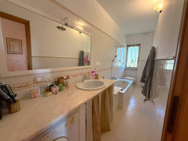 Appartamento in vendita a Albenga