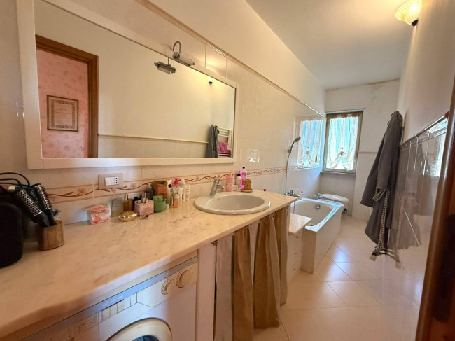 Appartamento in vendita a Albenga