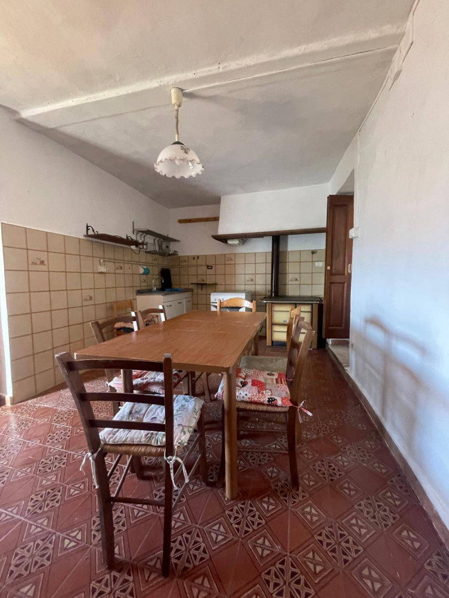 Rustico in vendita a Pieve di Teco