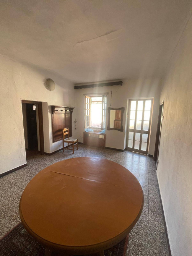 Rustico in vendita a Pieve di Teco