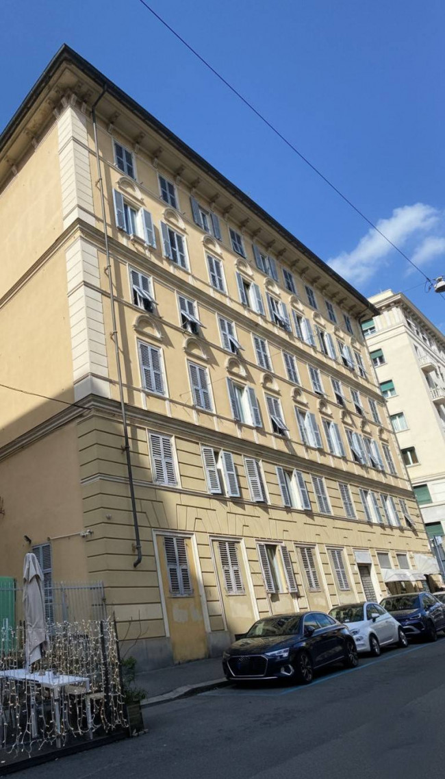 Appartamento in vendita a Genova