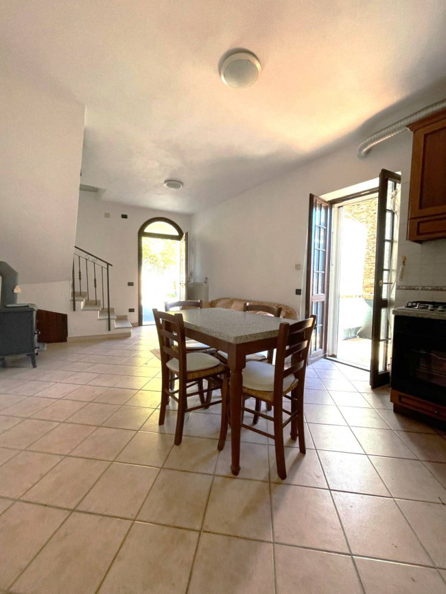 Rustico in vendita a Pieve di Teco