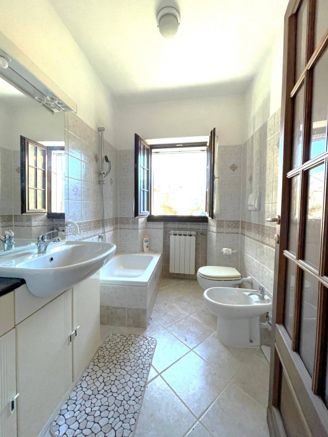 Rustico in vendita a Pieve di Teco