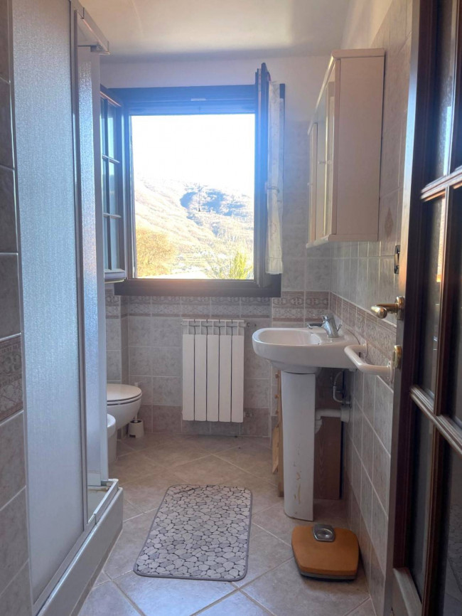 Rustico in vendita a Pieve di Teco