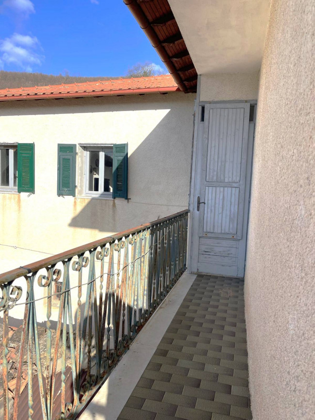 Rustico in vendita a Pieve di Teco