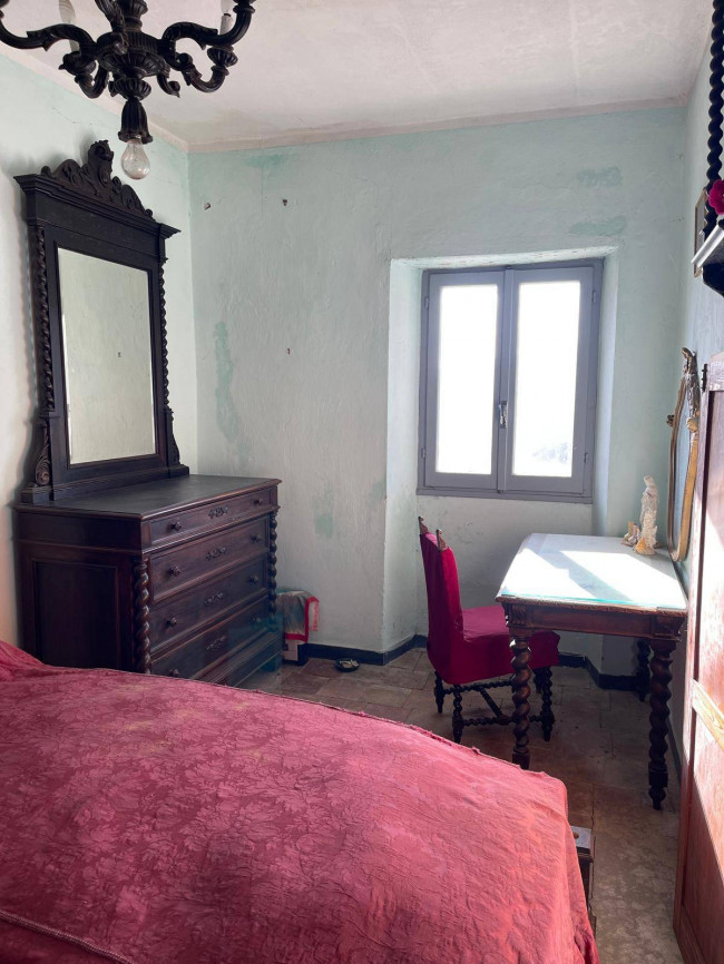 Rustico in vendita a Pieve di Teco