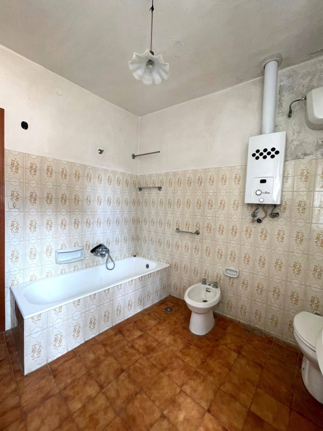 Rustico in vendita a Pieve di Teco