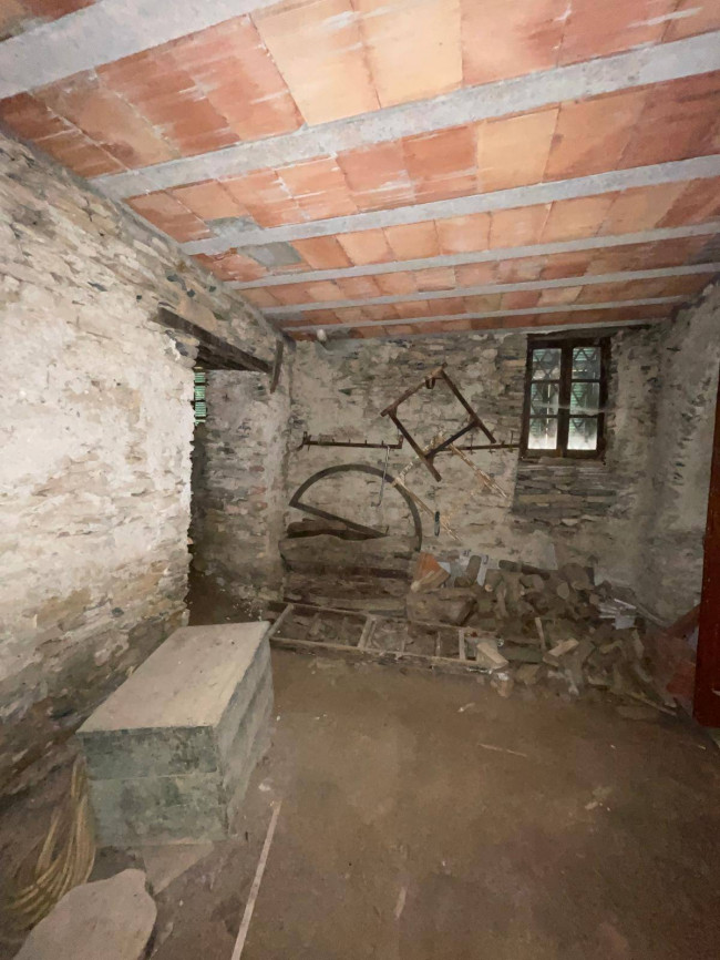 Rustico in vendita a Pieve di Teco