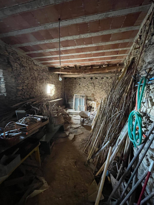 Rustico in vendita a Pieve di Teco