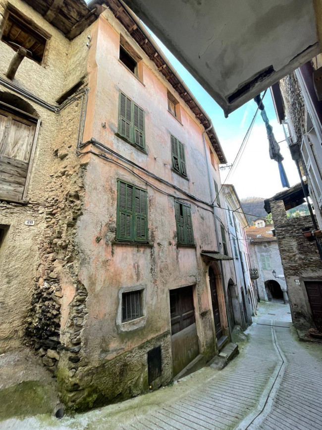 Rustico in vendita a Pornassio