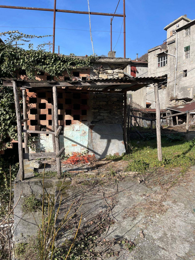 Rustico in vendita a Pornassio