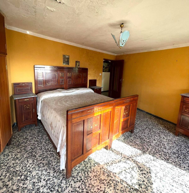 Rustico in vendita a Pieve di Teco