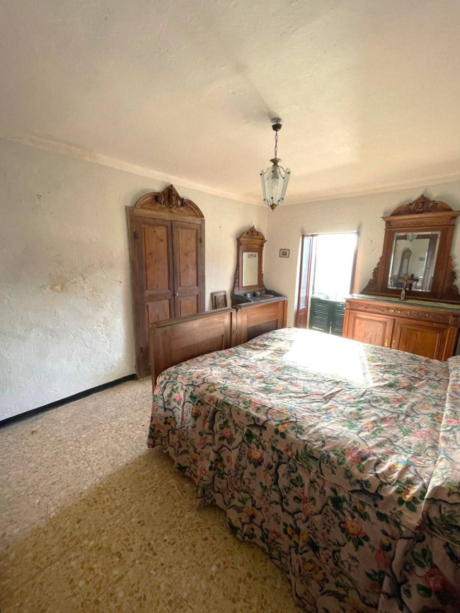 Rustico in vendita a Pieve di Teco