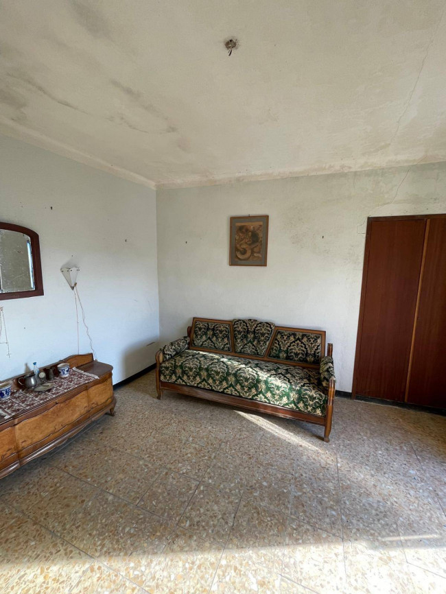 Rustico in vendita a Pieve di Teco