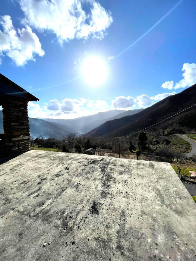 Rustico in vendita a Pieve di Teco