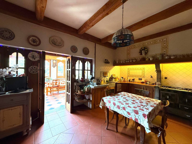 Villa in vendita a Pieve di Teco