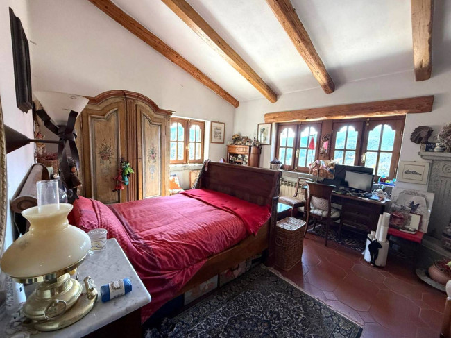 Villa in vendita a Pieve di Teco