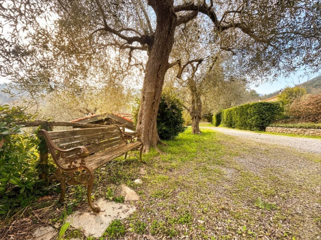 Villa in vendita a Garlenda