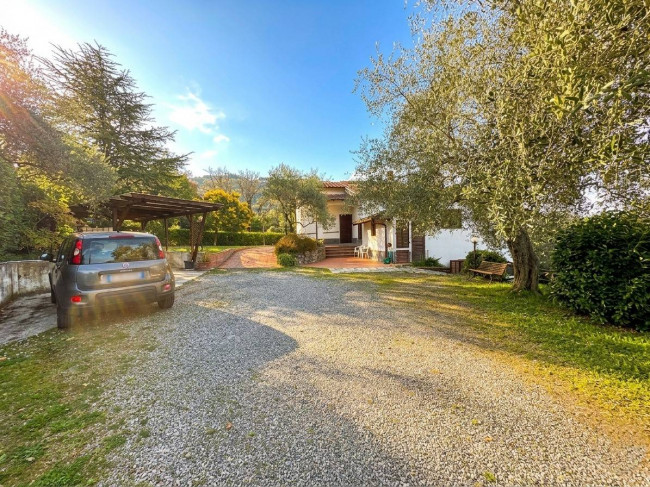 Villa in vendita a Garlenda