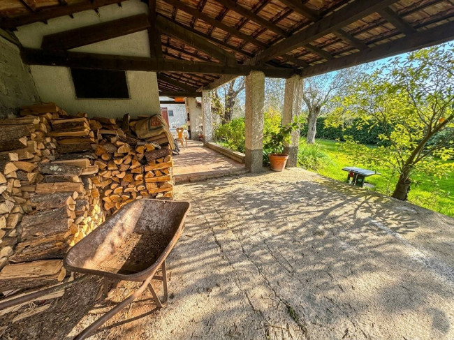 Villa in vendita a Garlenda