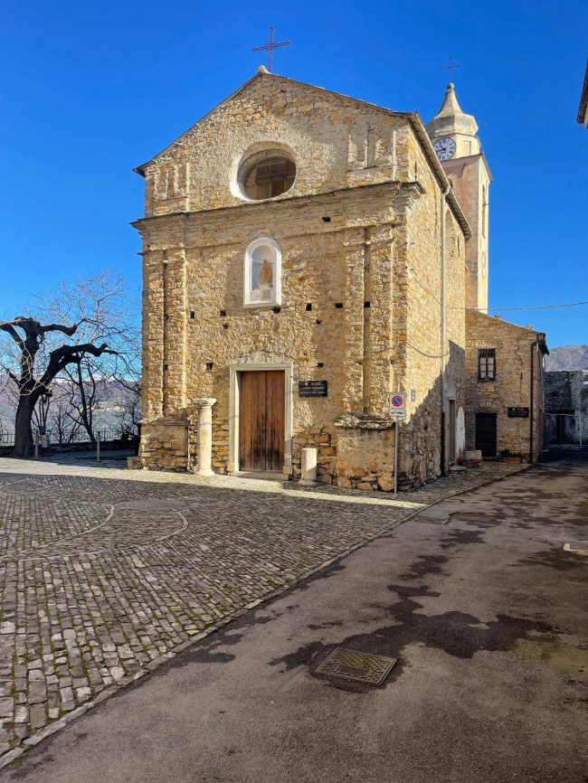 Rustico in vendita a Lucinasco