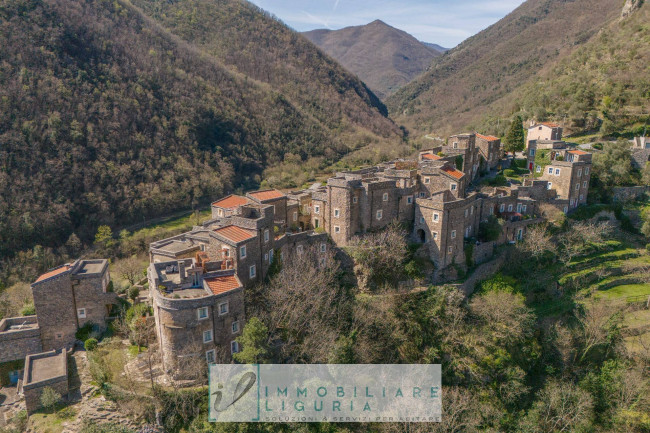 Appartamento in vendita a Castelbianco