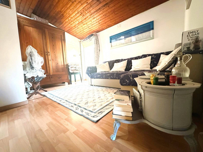  zu verkauf in Albenga