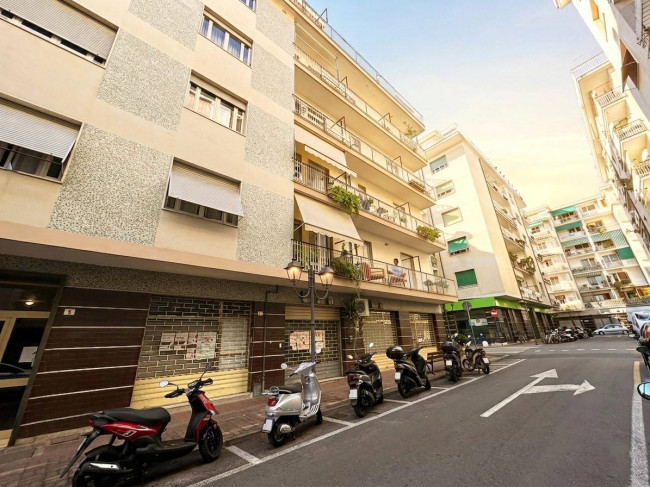 Appartamento in vendita a Albenga