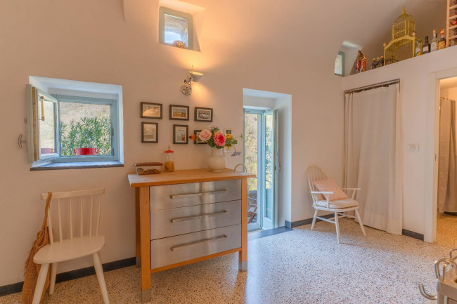 Appartamento in vendita a Castelbianco