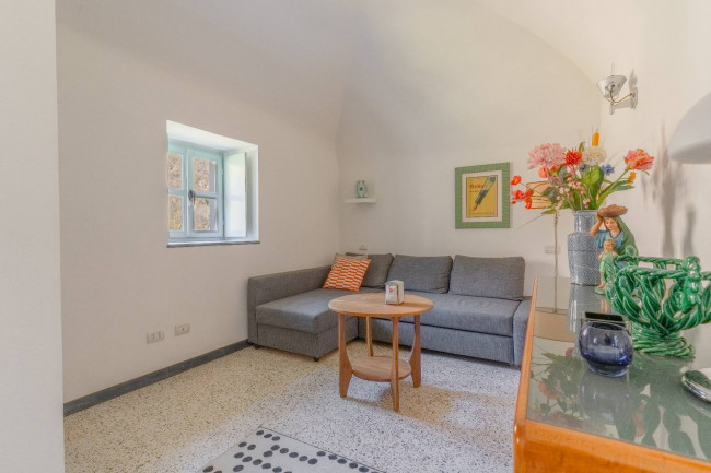 Appartamento in vendita a Castelbianco