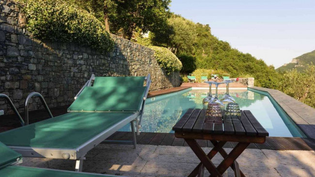 Appartamento in vendita a Castelbianco