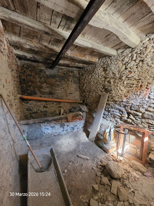 Rustico in vendita a Nasino