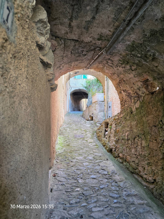 Rustico in vendita a Nasino
