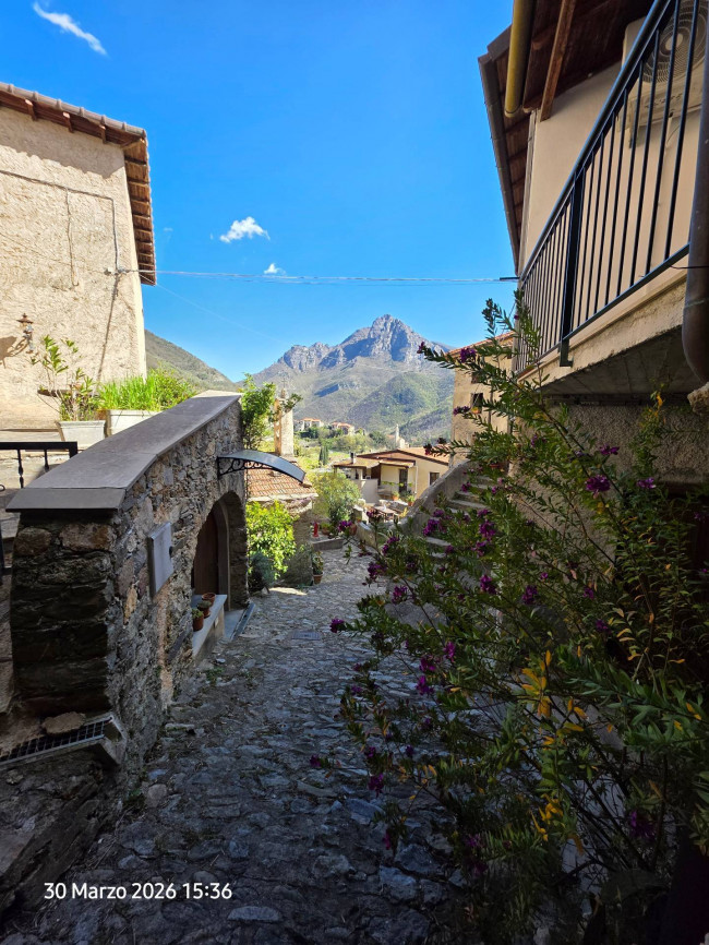 Rustico in vendita a Nasino