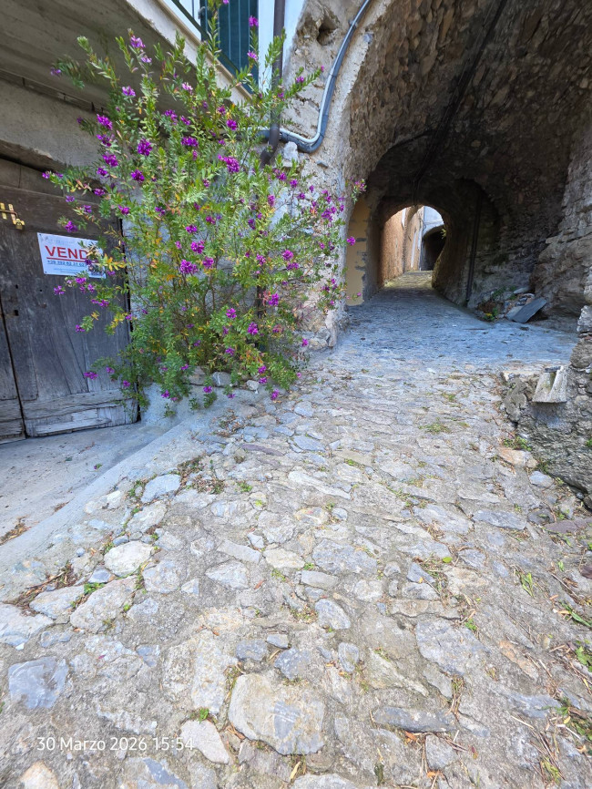 Rustico in vendita a Nasino