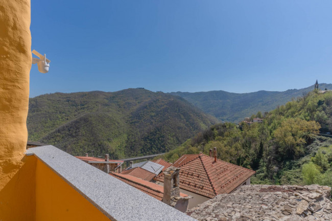 Rustico in vendita a Pieve di Teco