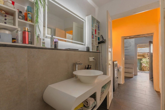 Rustico in vendita a Pieve di Teco