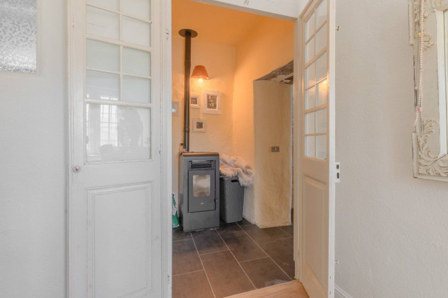 Rustico in vendita a Pieve di Teco