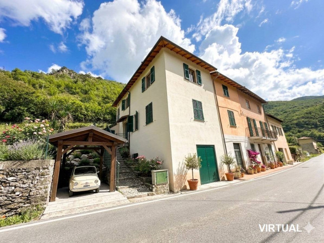 Rustico in vendita a Castelbianco