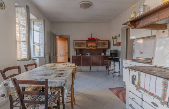 Casa singola in vendita a Aquila d'Arroscia