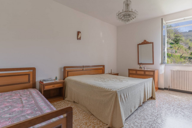 Casa singola in vendita a Aquila d'Arroscia