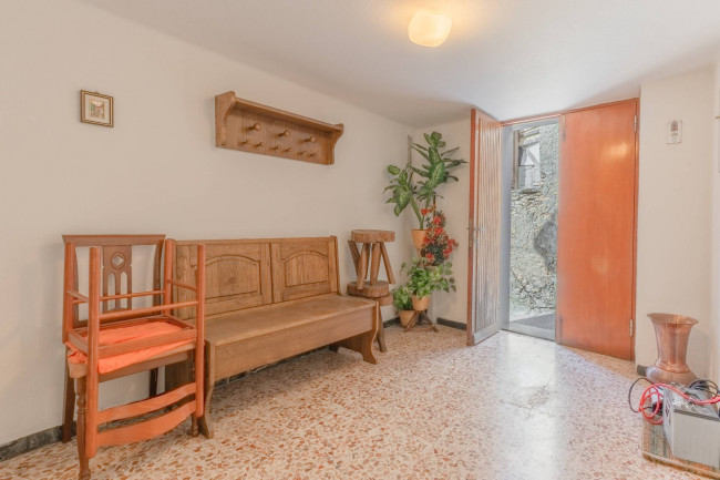 Casa singola in vendita a Aquila d'Arroscia