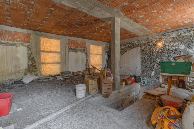 Casa singola in vendita a Aquila d'Arroscia