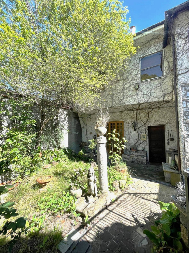 Casa singola in vendita a Pornassio