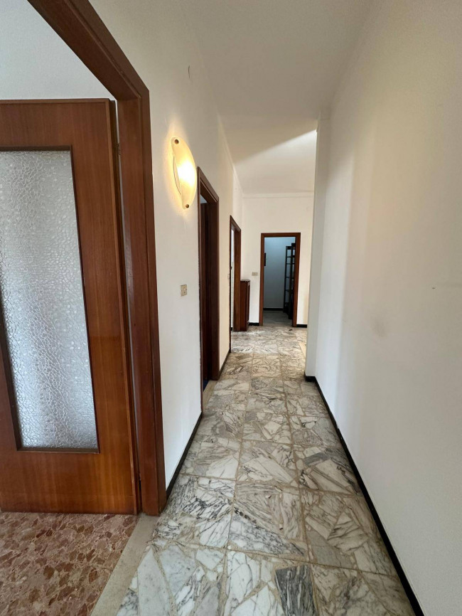 Appartamento in vendita a Albenga